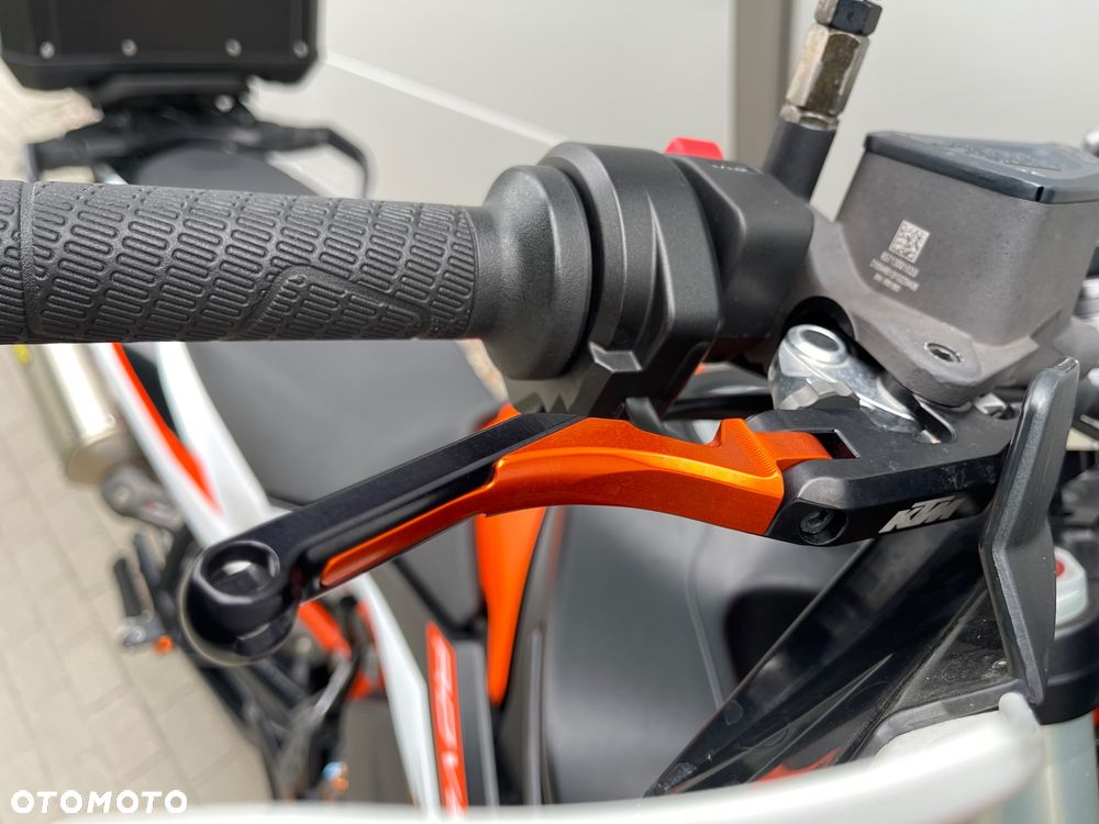 KTM Adventure 890 - 19