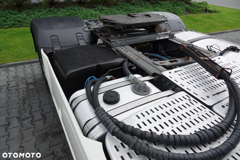 DAF XF 530 / RETARDER / KLIMA POSTOJOWA  / HYDRAULIKA dwuobwodowa  / PO KONTRAKCIE SERWISOWYM - 15