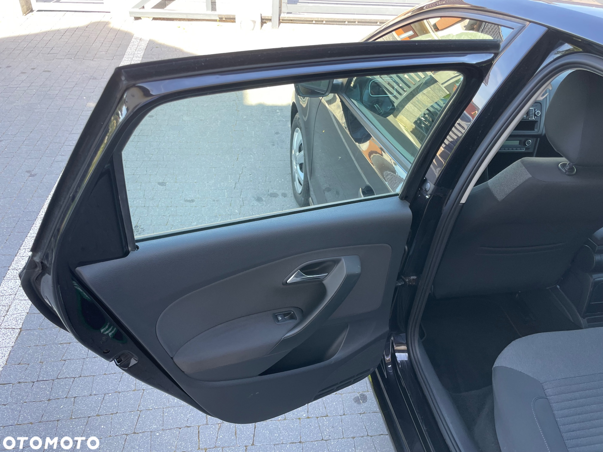 Volkswagen Polo 1.6 TDI Comfortline - 14