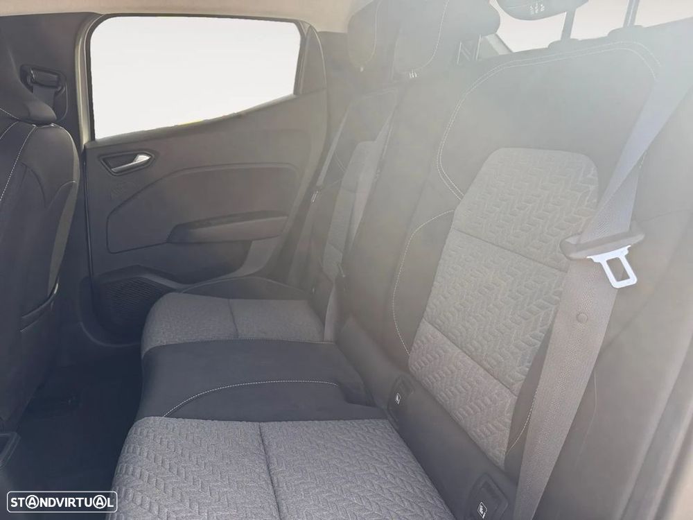 Renault Clio 1.0 TCe Evolution - 14