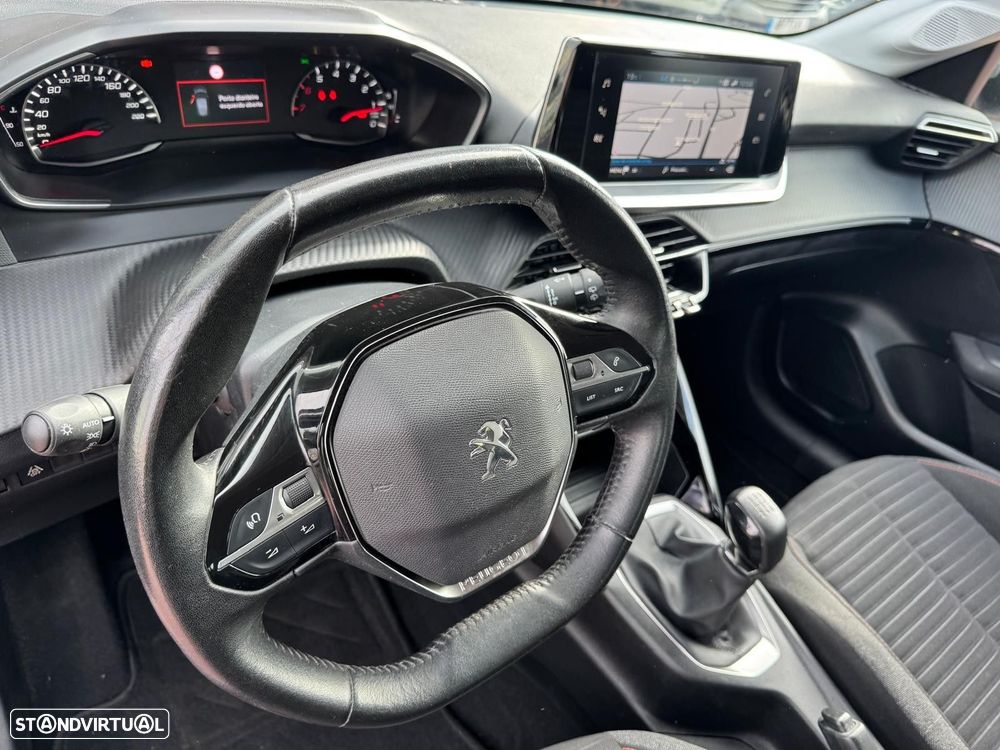 Peugeot 208 1.2 PureTech Active Pack - 32