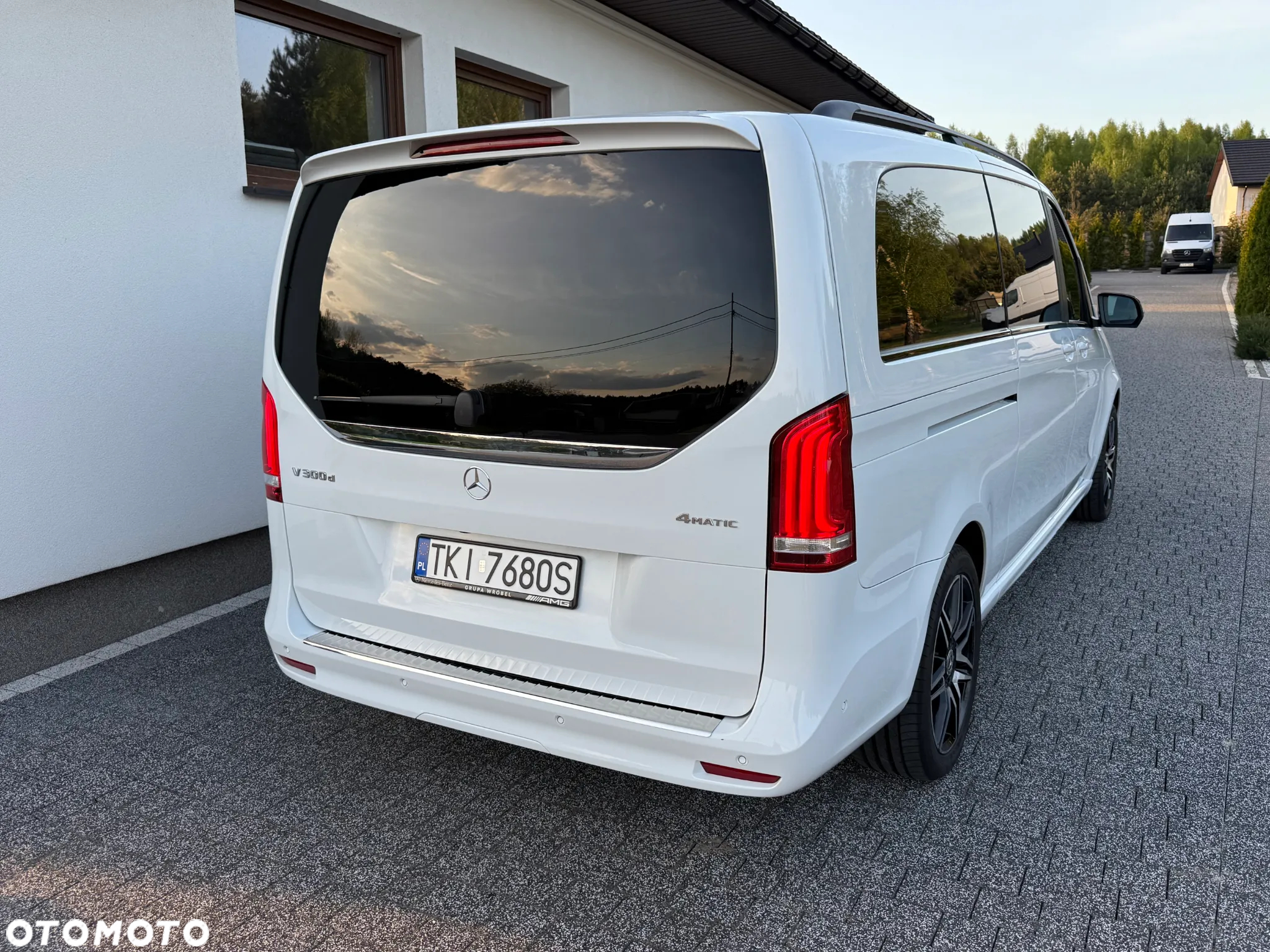 Mercedes-Benz Klasa V 300 d 4-Matic 9G-Tronic (ekstra d³) - 5