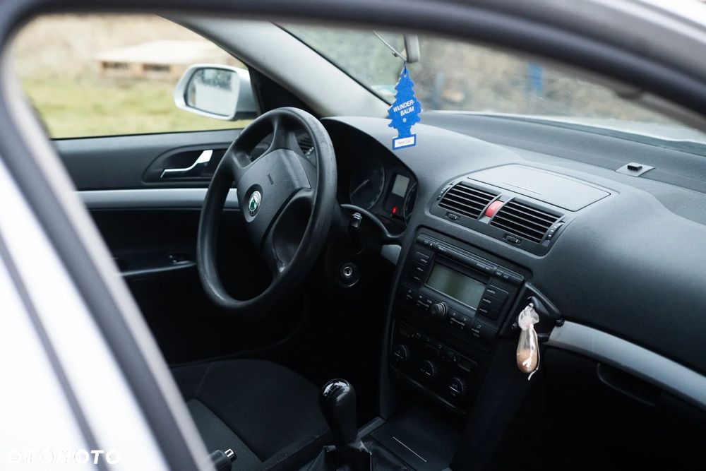 Skoda Octavia 2.0 TDI Elegance - 20