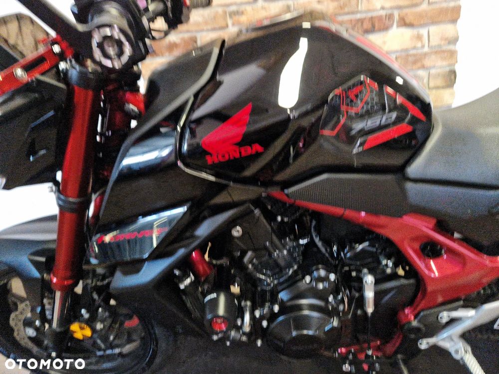 Honda Hornet - 29