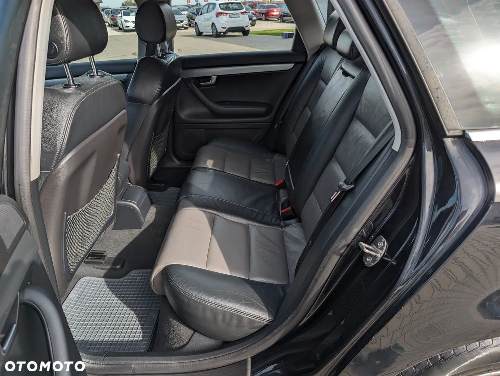 Audi A4 Avant 3.0 TDI quattro - 37
