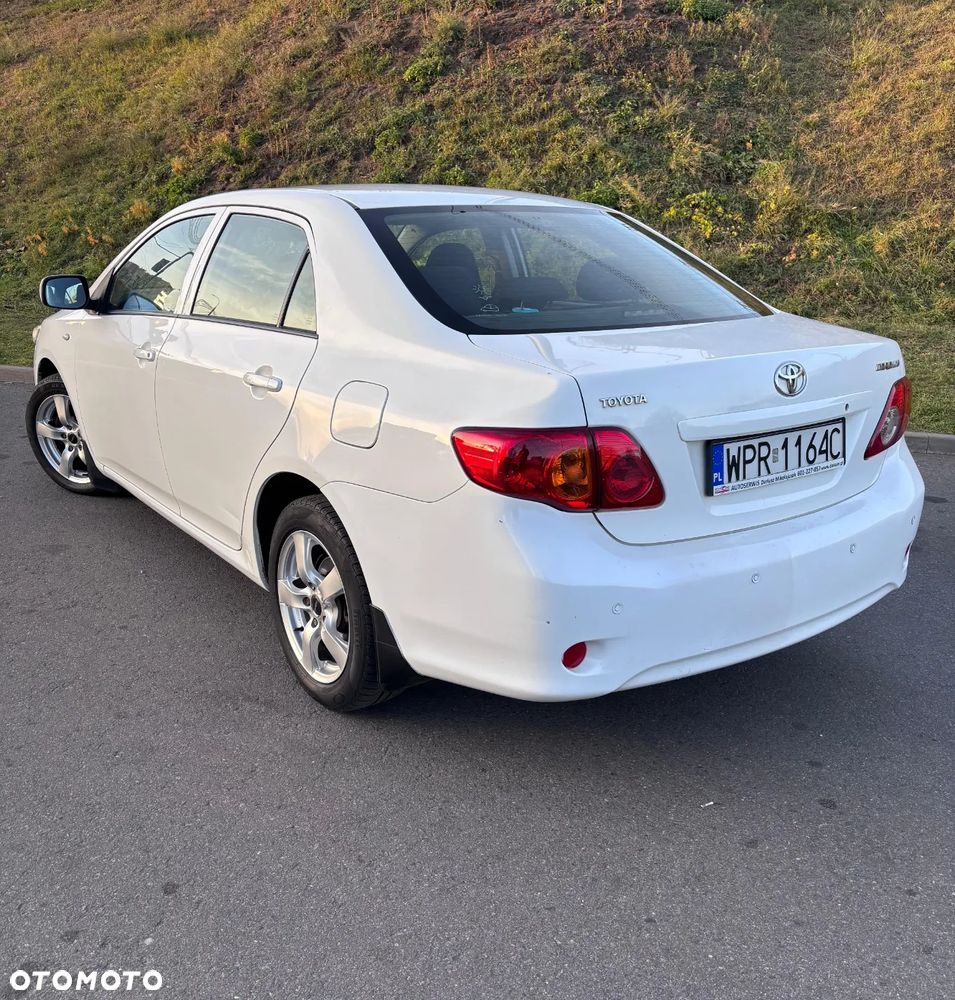 Toyota Corolla 1.6 VVT-i Luna Start - 3