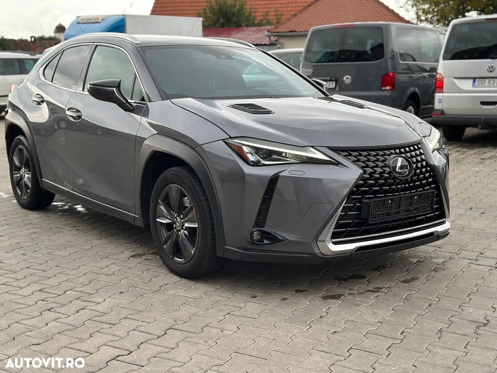 Lexus UX 200 FWD Executive - 33