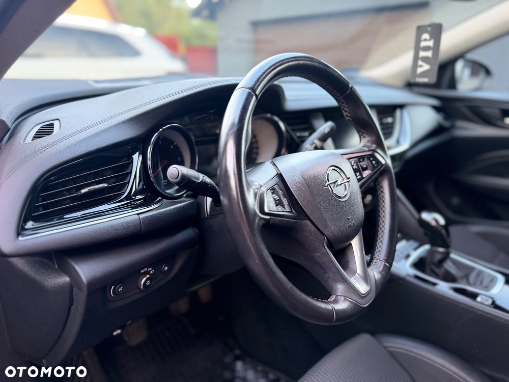 Opel Insignia 2.0 CDTI Exclusive S&S - 32