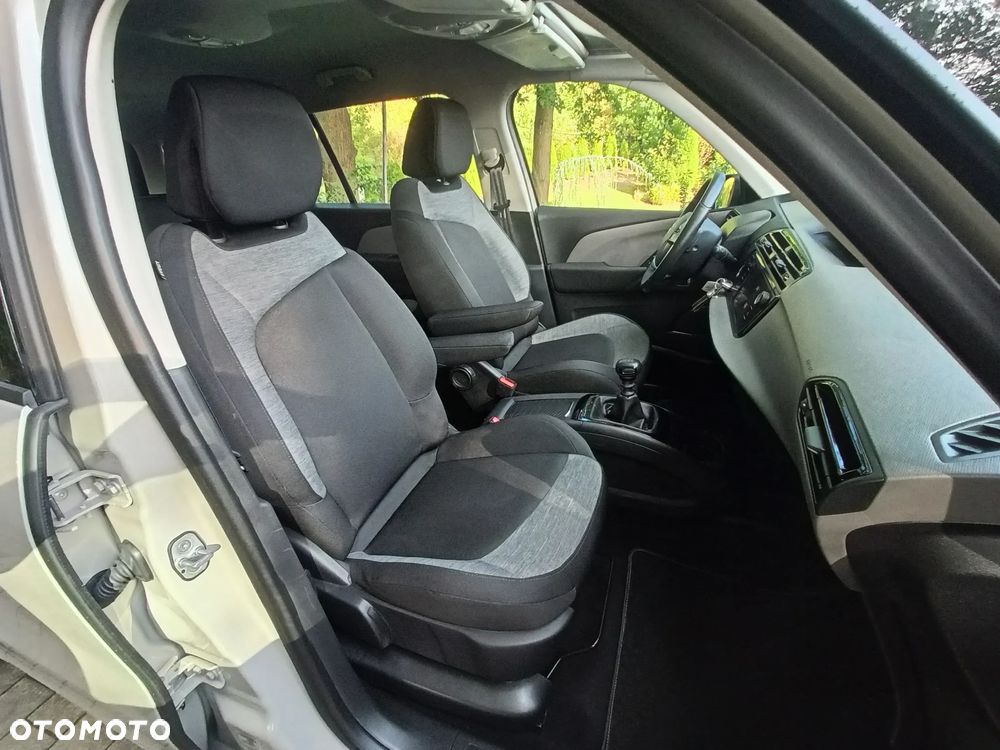 Citroën C4 SpaceTourer Grand PureTech 130 Stop&Start LIVE - 13