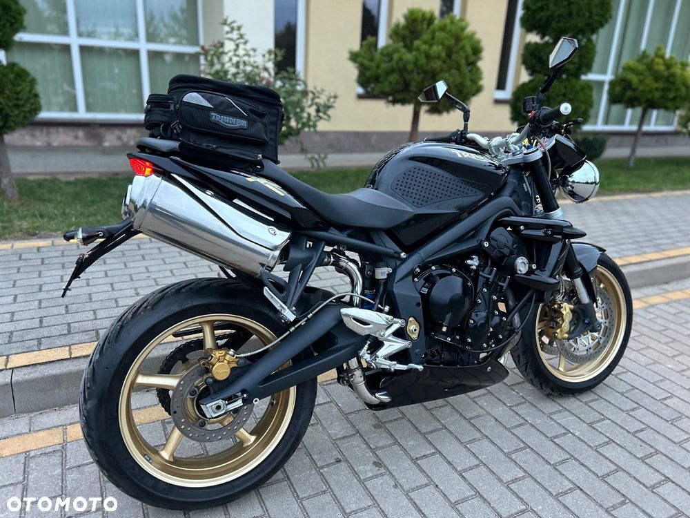 Triumph Street Triple - 6