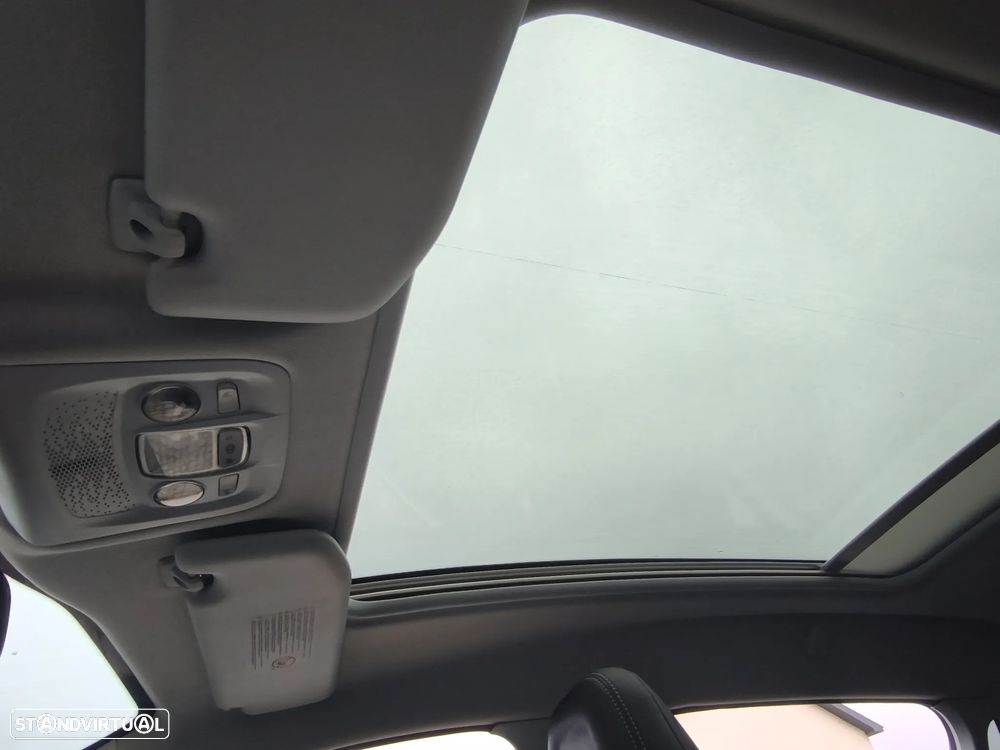 Peugeot 2008 1.2 PureTech Allure - 13