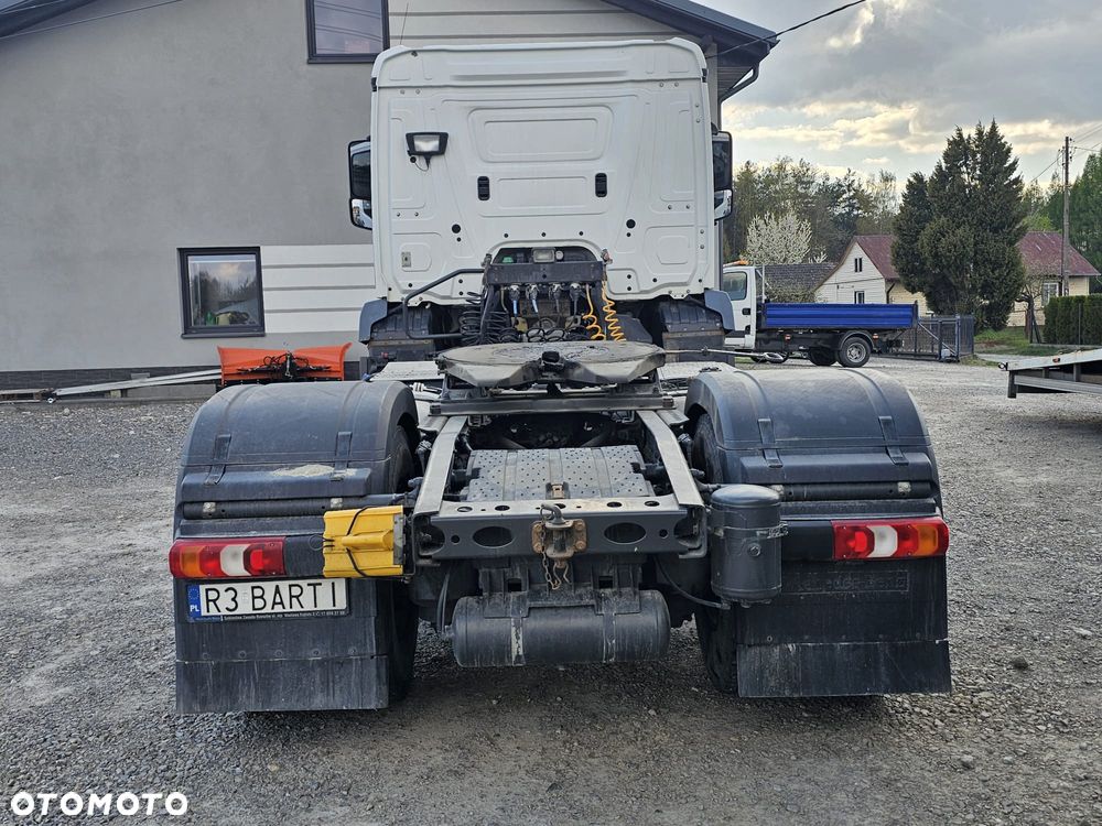 Mercedes-Benz Arocs - 7