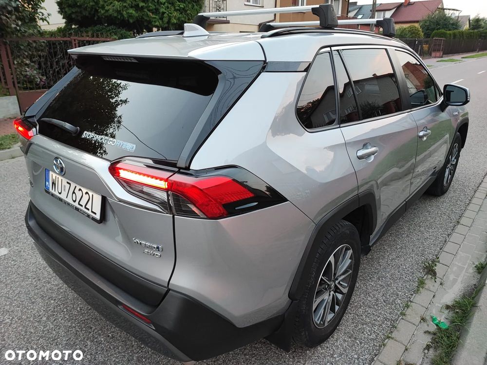 Toyota RAV4 - 6