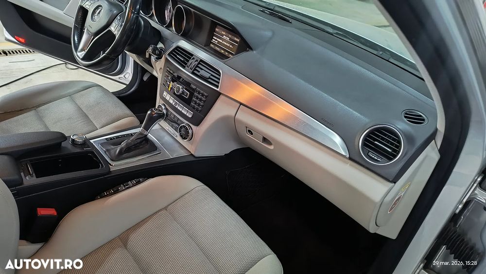 Mercedes-Benz C 180 CDI DPF (BlueEFFICIENCY) 7G-TRONIC - 8