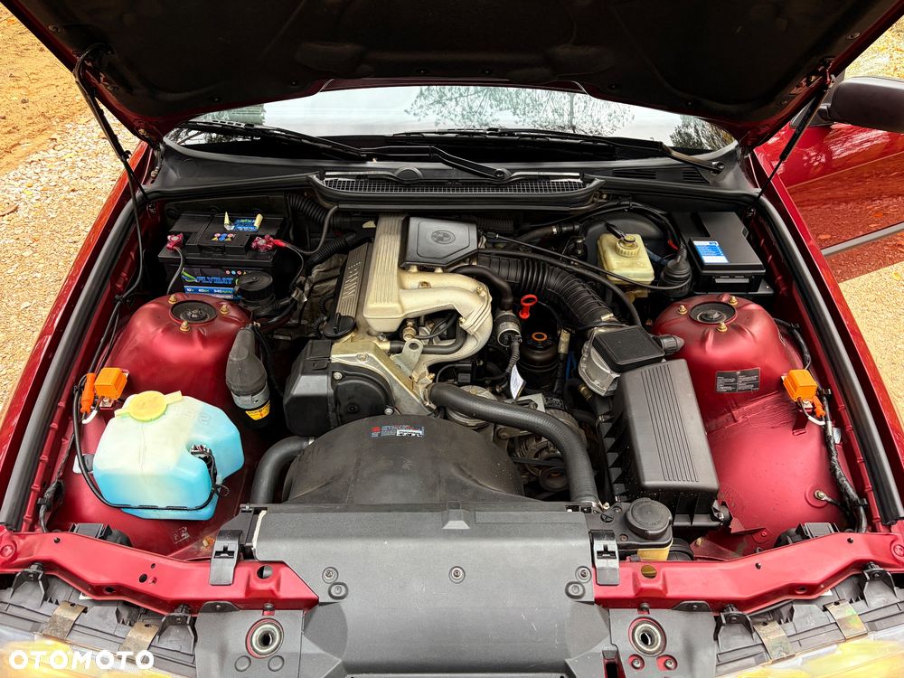 BMW Seria 3 316i - 21