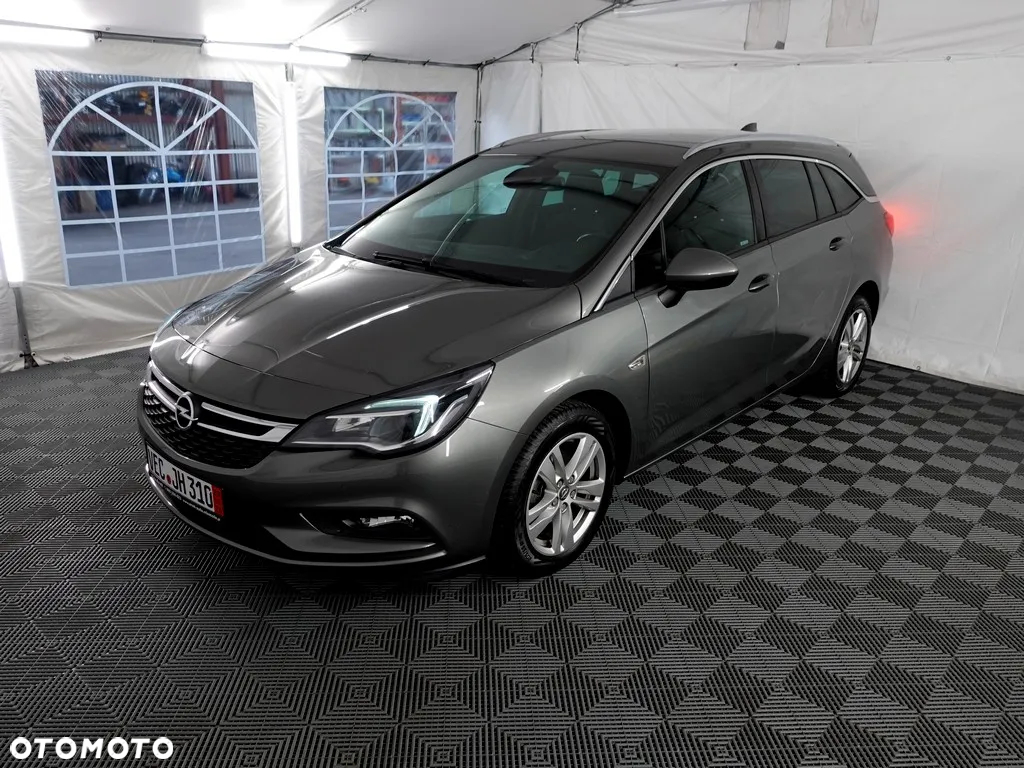 Opel Astra - 2