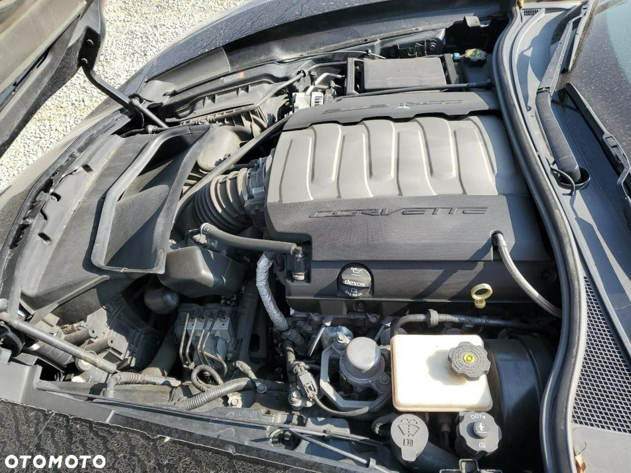 Chevrolet Corvette - 11