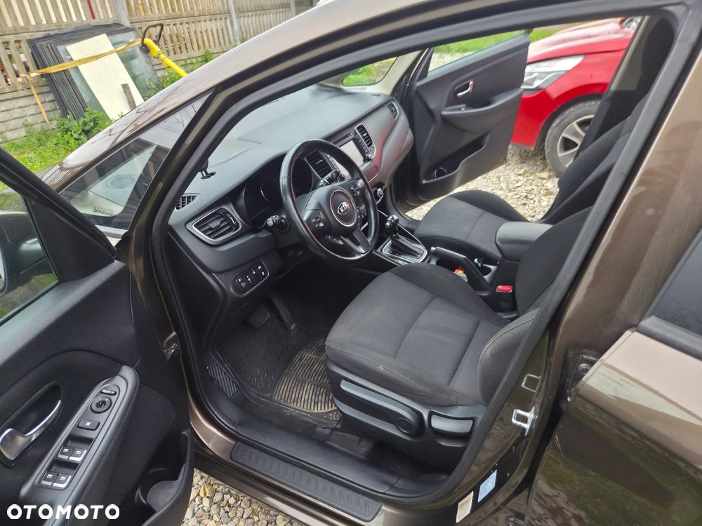 Kia Carens 1.7 CRDi L - 22