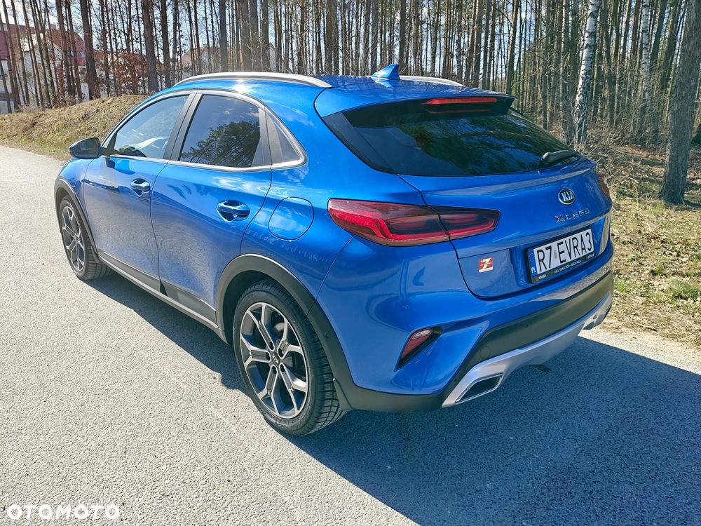 Kia XCeed 1.6 CRDi SCR L Business Line DCT - 3