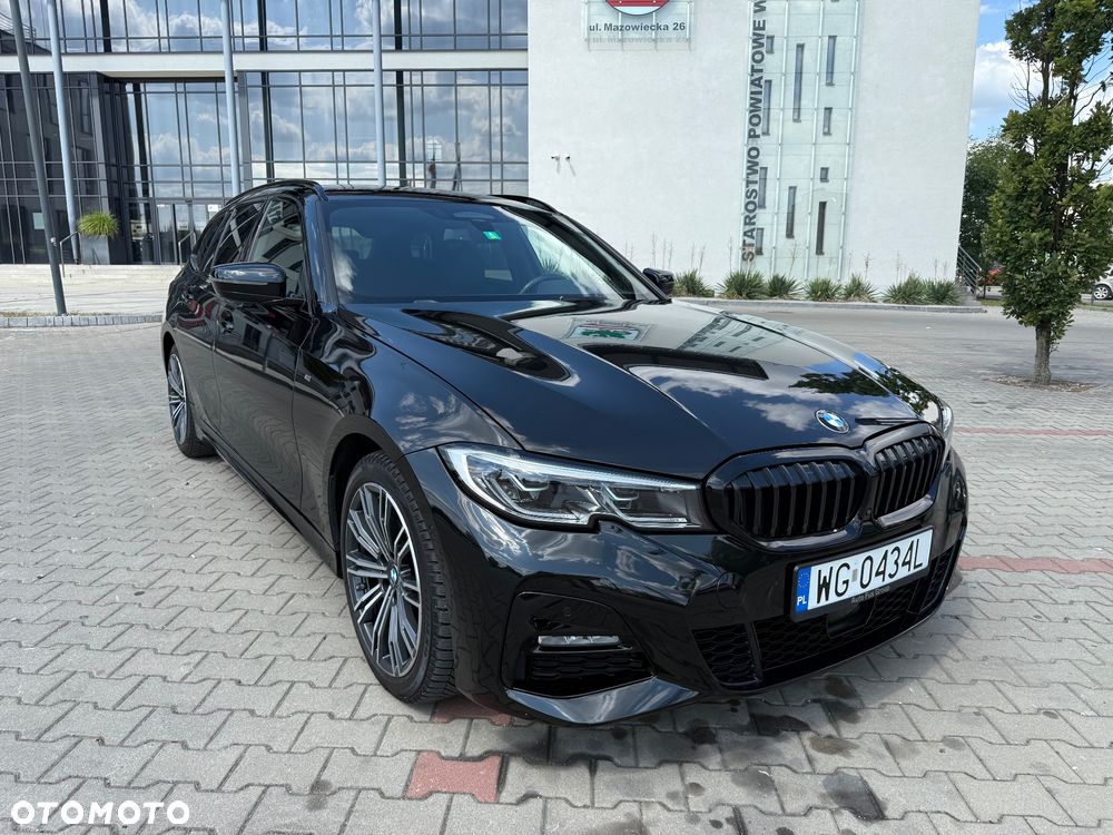 BMW Seria 3 320d Touring xDrive M Sport - 16