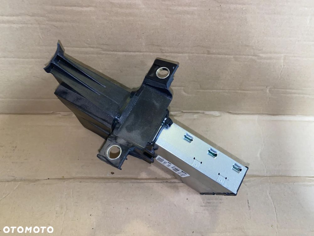 Komputer sterownik moduł z obudową BMW Mini 8ES00947920 OE - 2
