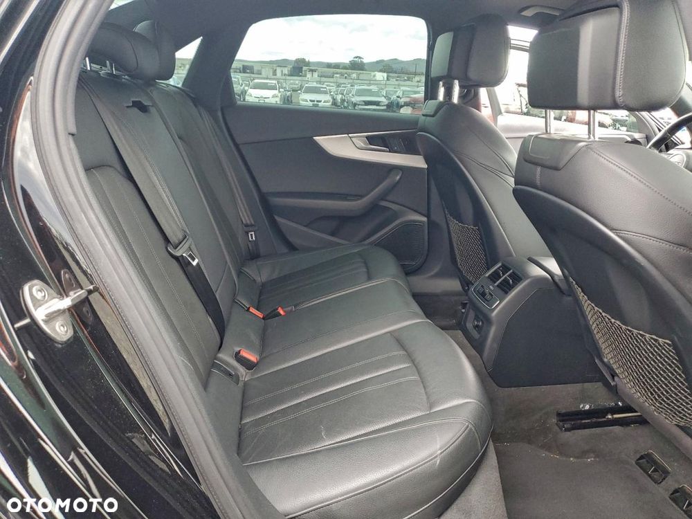 Audi A4 Limousine - 10