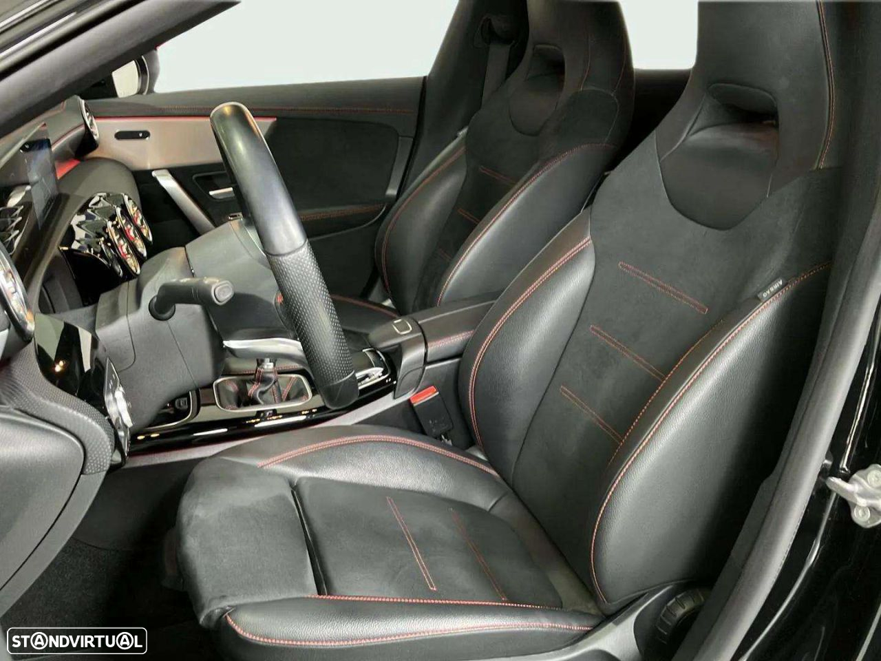 Mercedes-Benz CLA 200 - 16
