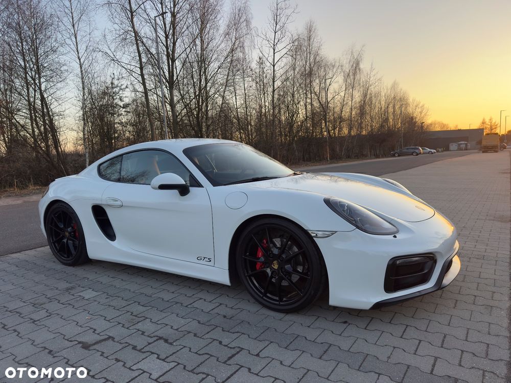 Porsche Cayman - 1