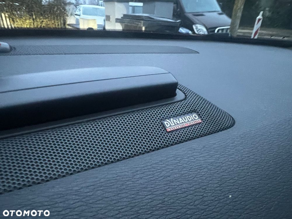 Volvo XC 70 D5 AWD Summum - 13