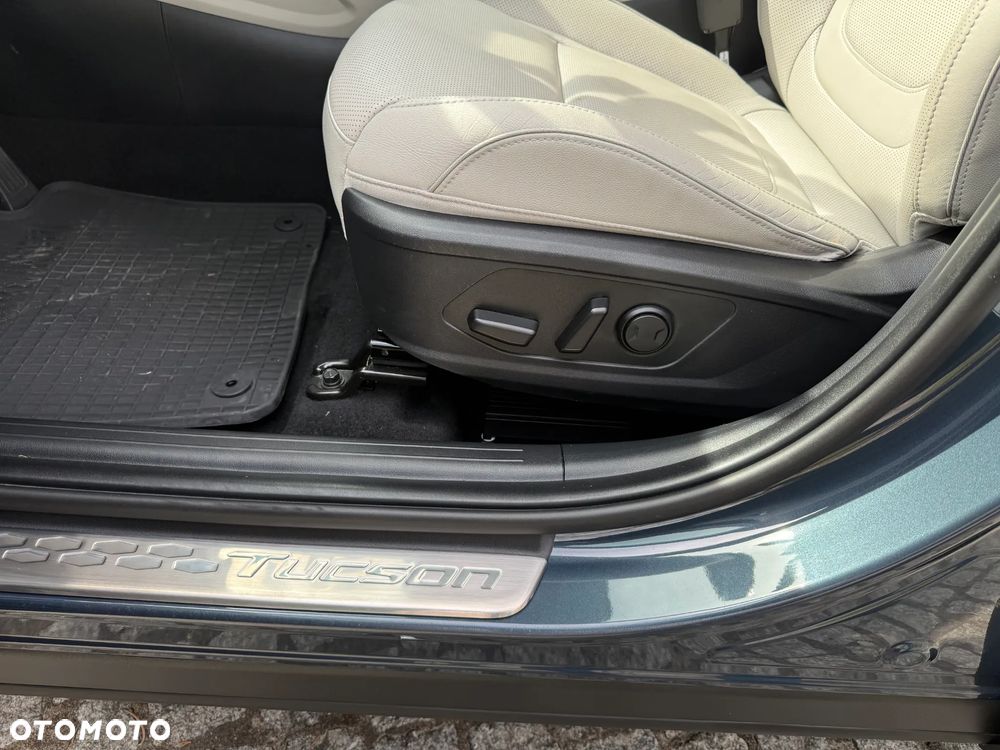 Hyundai Tucson 1.6 T-GDi 48V-Hybrid 2WD Select - 18