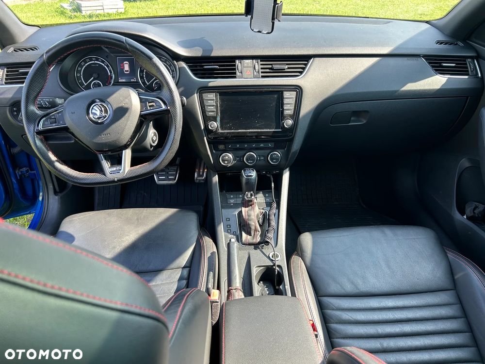 Skoda Octavia 2.0 TDI 4x4 RS Challenge DSG - 11