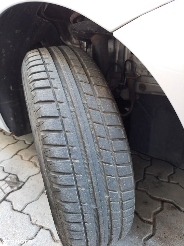 Fiat Grande Punto Actual 1.2 8V Estiva - 11