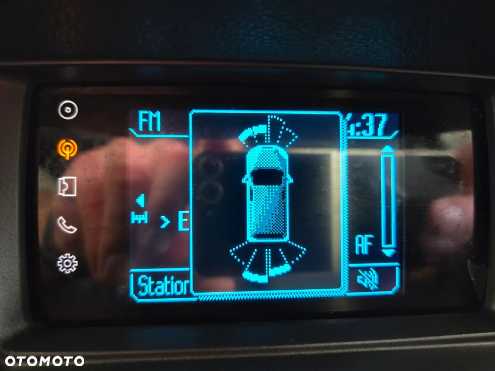 Ford Tourneo Connect - 11