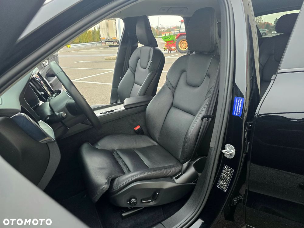 Volvo XC 60 B5 B AWD Ultimate Dark - 23