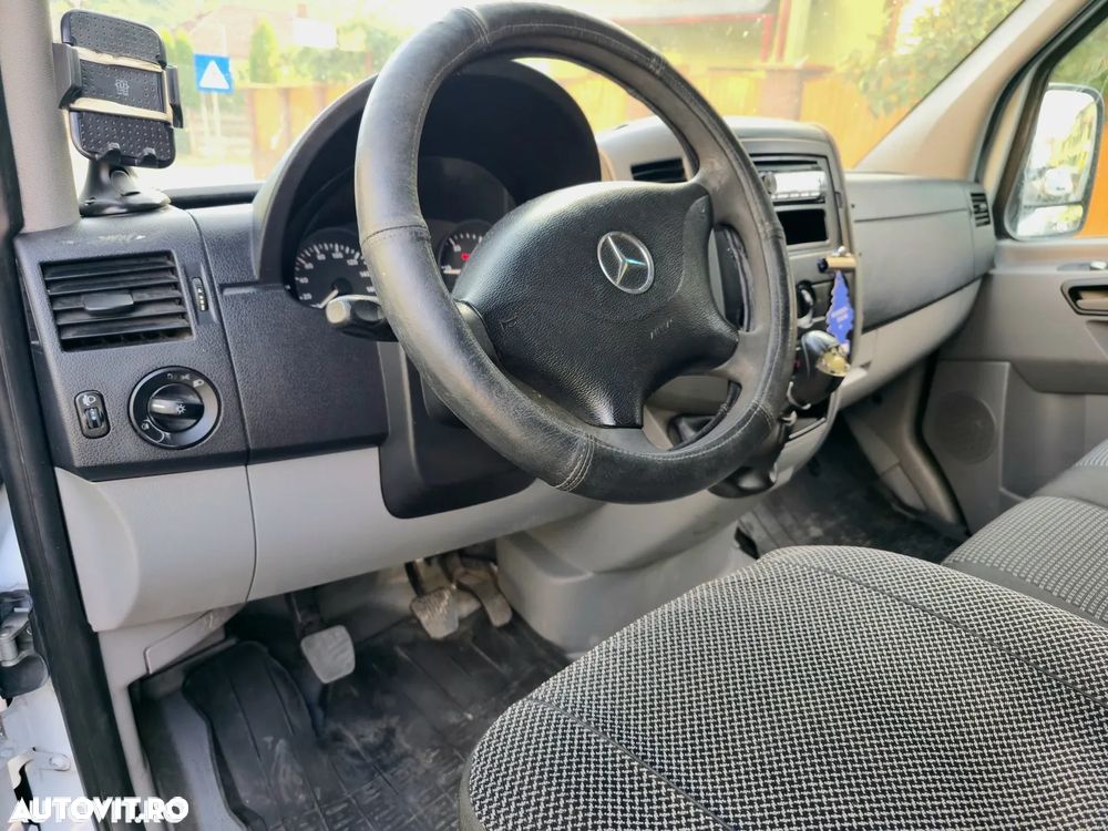 Mercedes-Benz Sprinter - 5