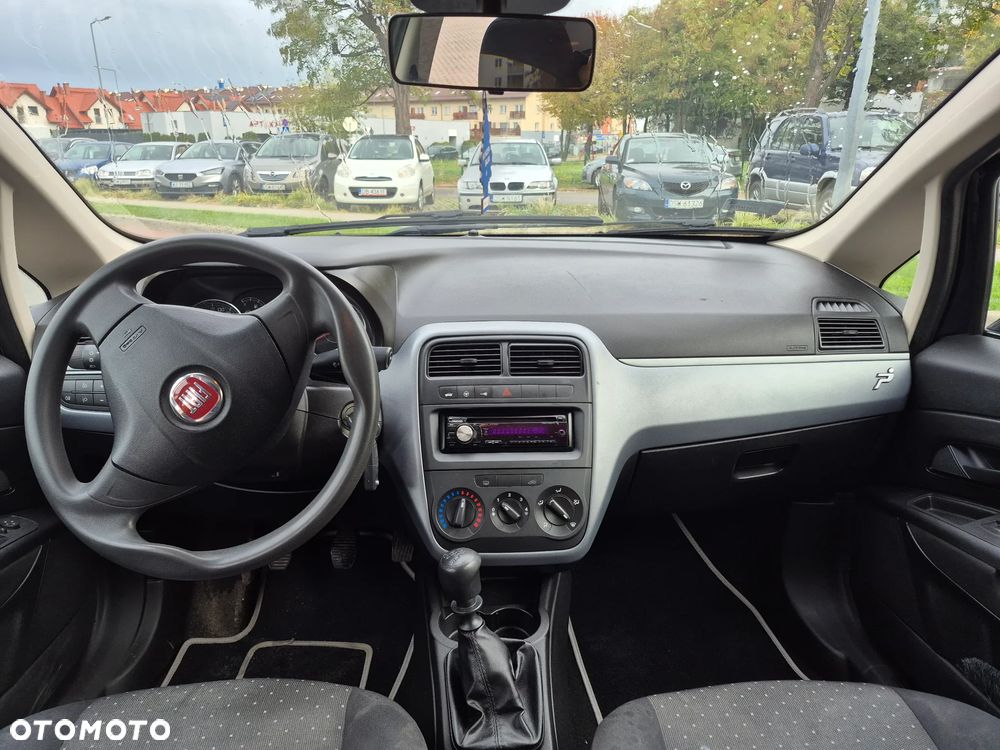Fiat Punto 1.2 8V - 7