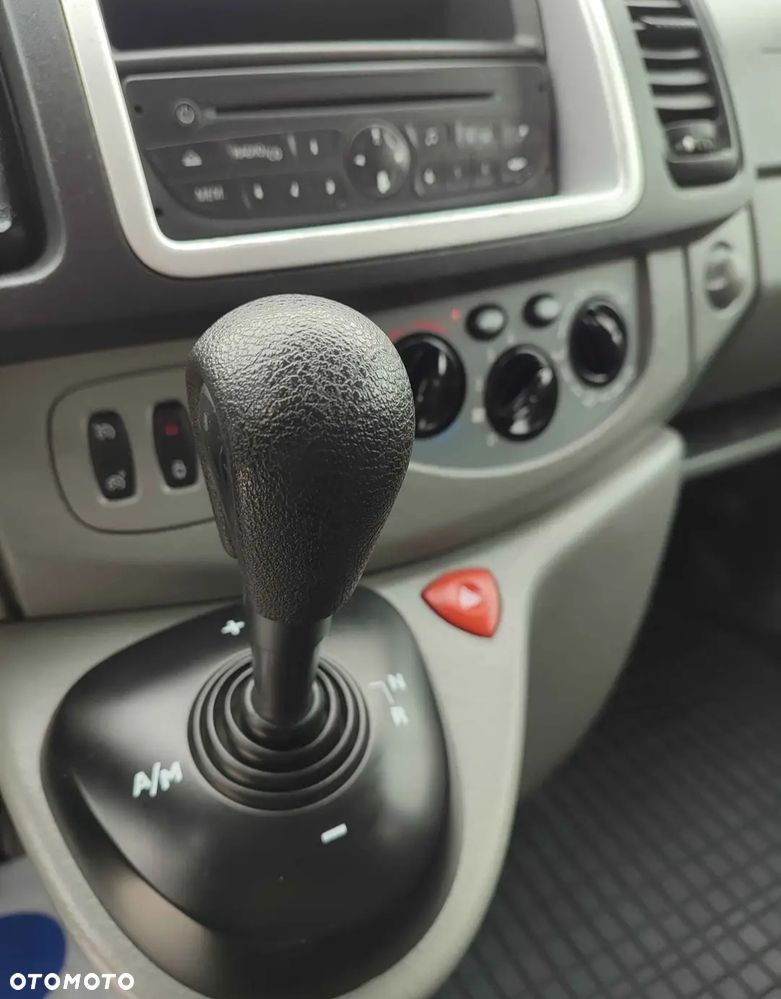 Opel Vivaro - 13