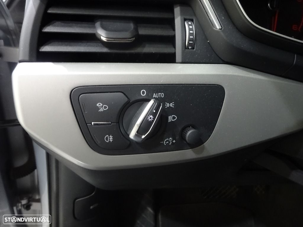 Audi A4 Avant 35 TDI S tronic - 10