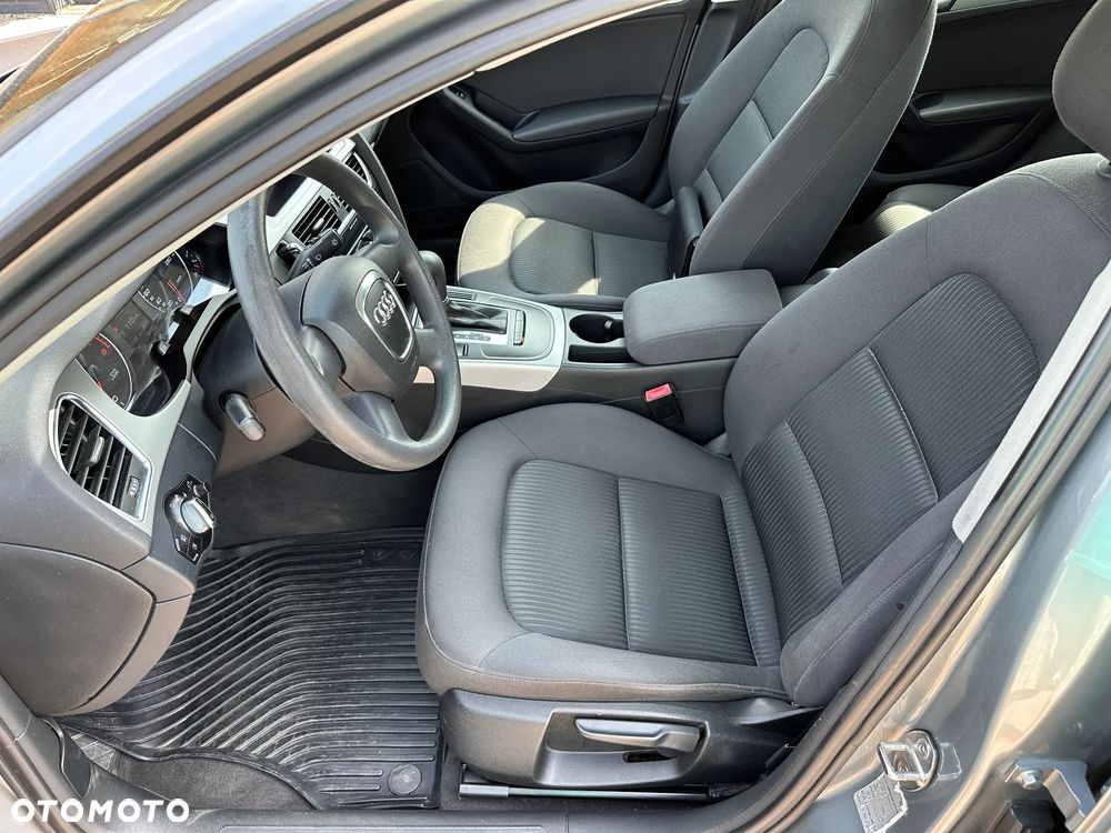 Audi A4 Limousine - 18