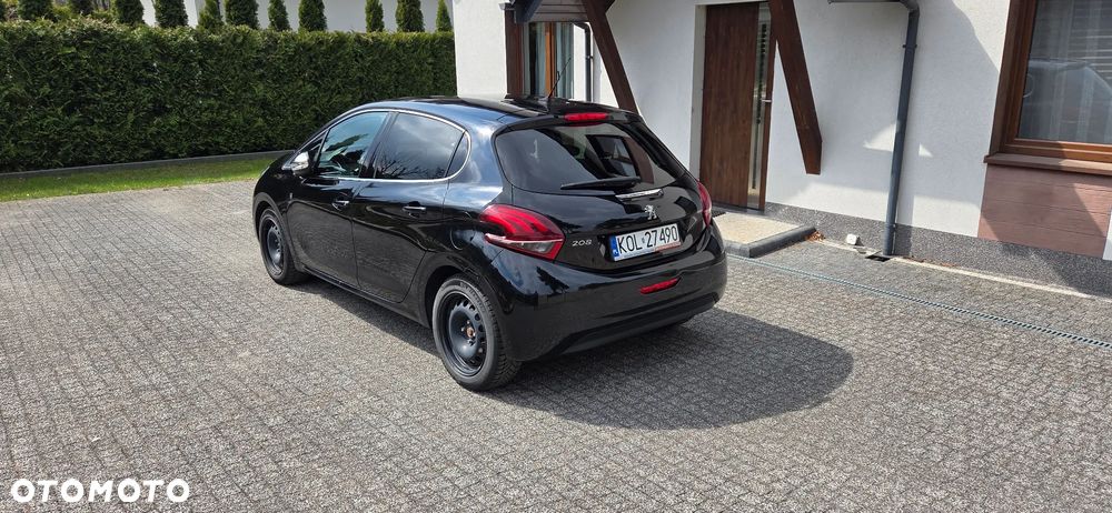 Peugeot 208 - 7