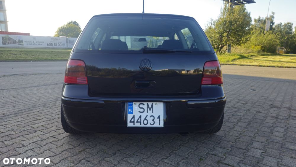 Volkswagen Golf - 3