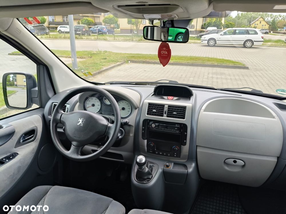 Peugeot Expert - 8