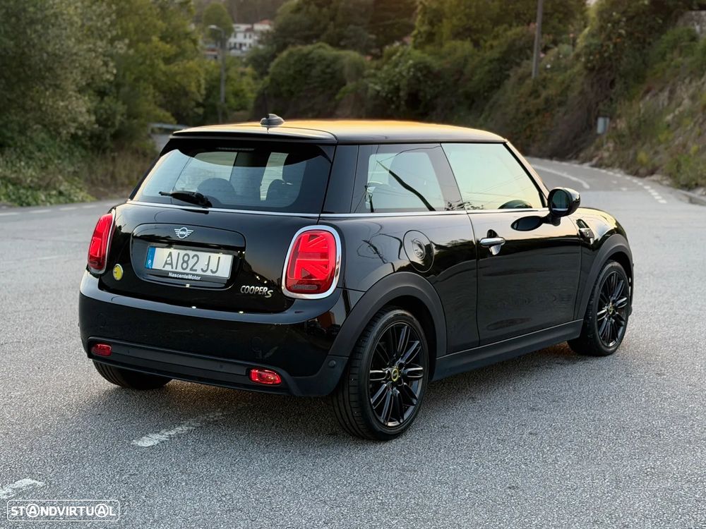 MINI 3 Portas Cooper SE Premium Essential - 16