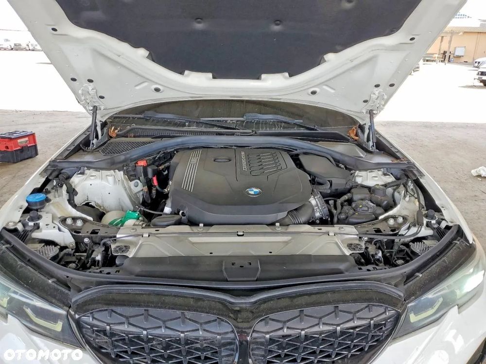 BMW Seria 3 M340i xDrive - 11