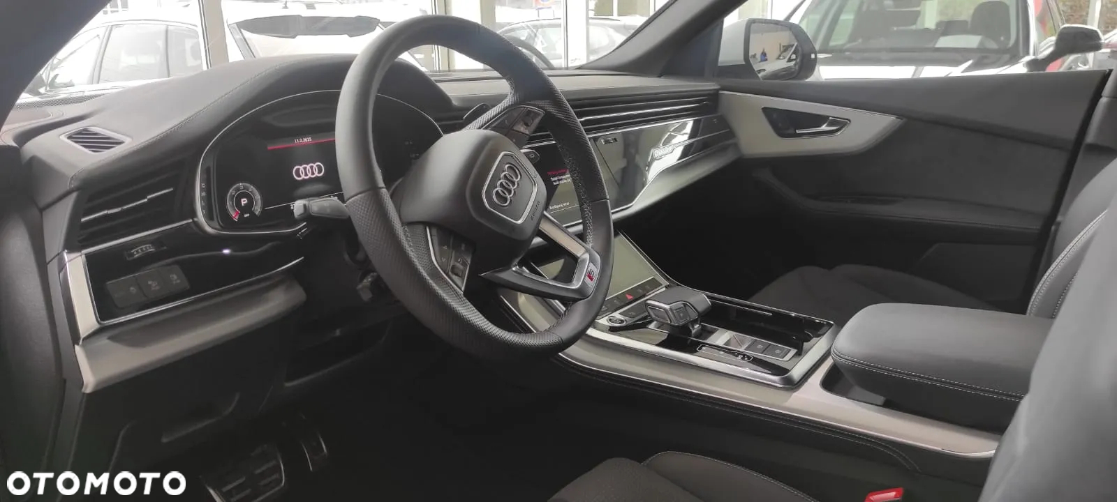 Audi Q8 - 12