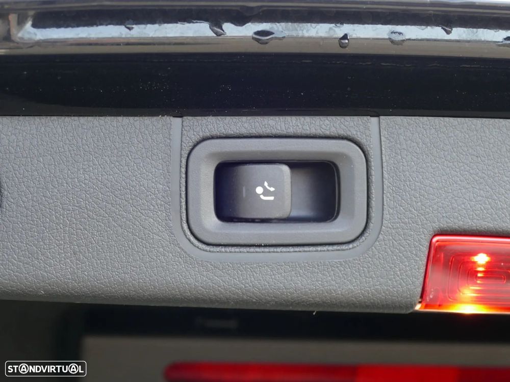 Mercedes-Benz A 250 e Style Plus - 10