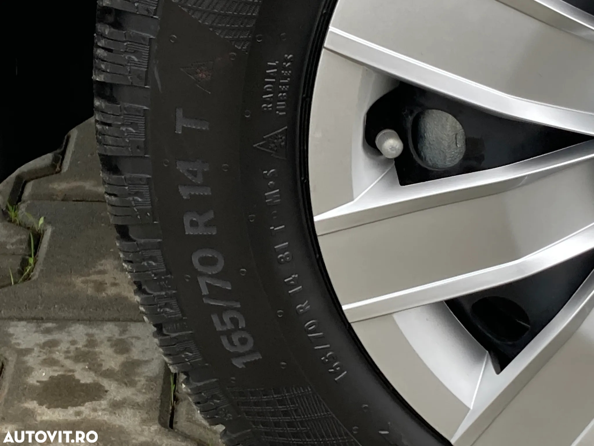Volkswagen up! e-up! 32.3 kWh - 11