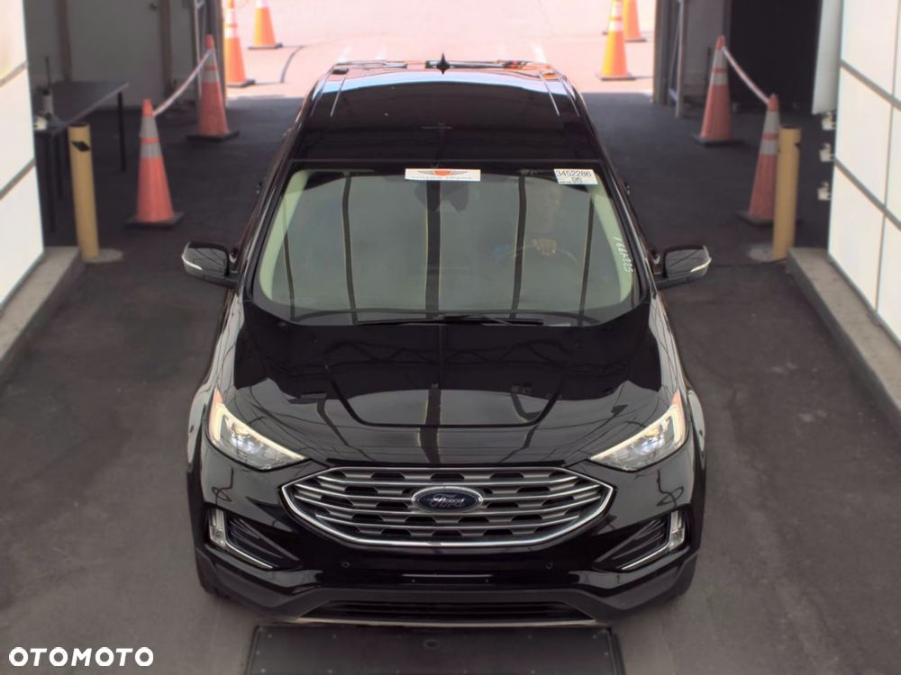 Ford Edge - 3