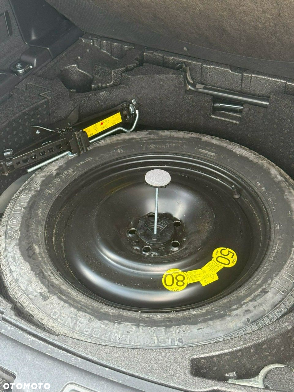 Land Rover Discovery Sport - 25