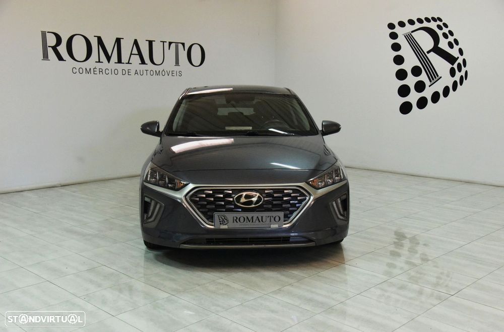 Hyundai Ioniq - 3